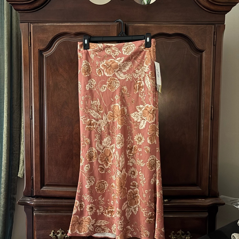 Chic Floral Silky Maxi Skirt in Mauve by Endless Blue